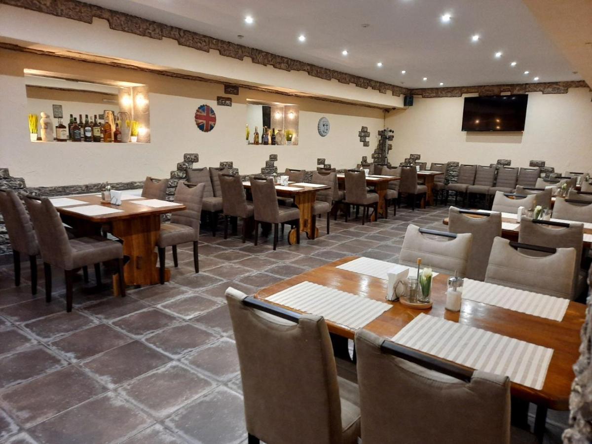 Optima Kropyvnytskyi Hotel エクステリア 写真