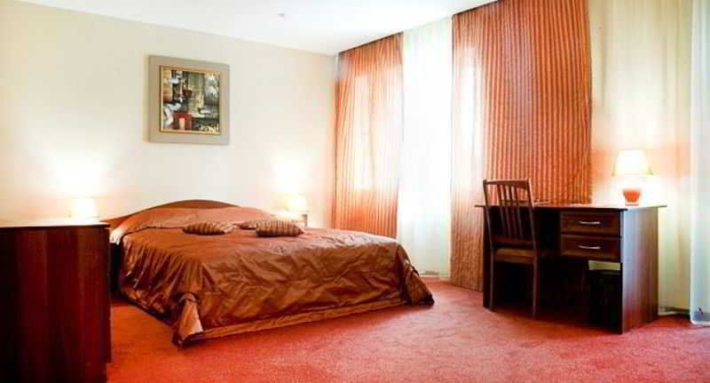 Optima Kropyvnytskyi Hotel エクステリア 写真