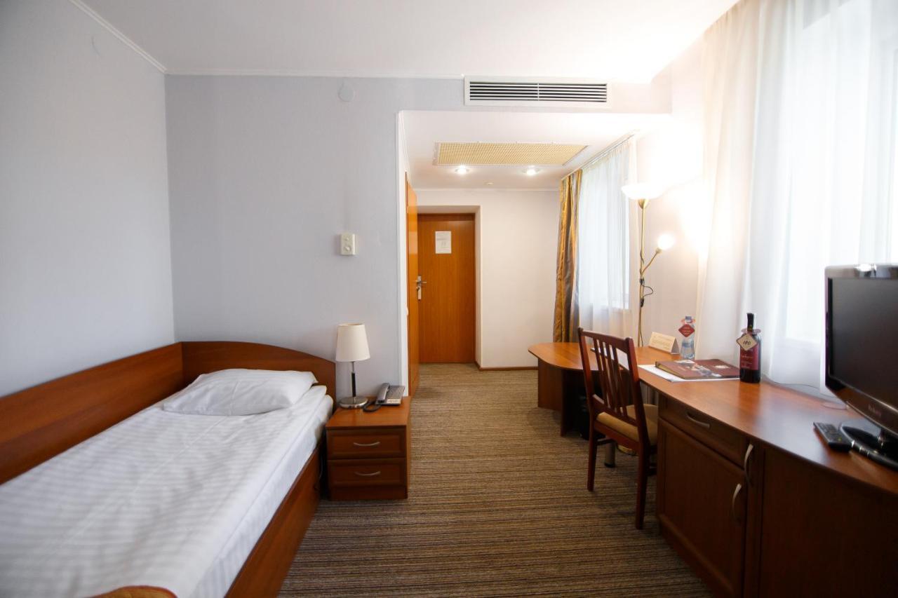 Optima Kropyvnytskyi Hotel エクステリア 写真