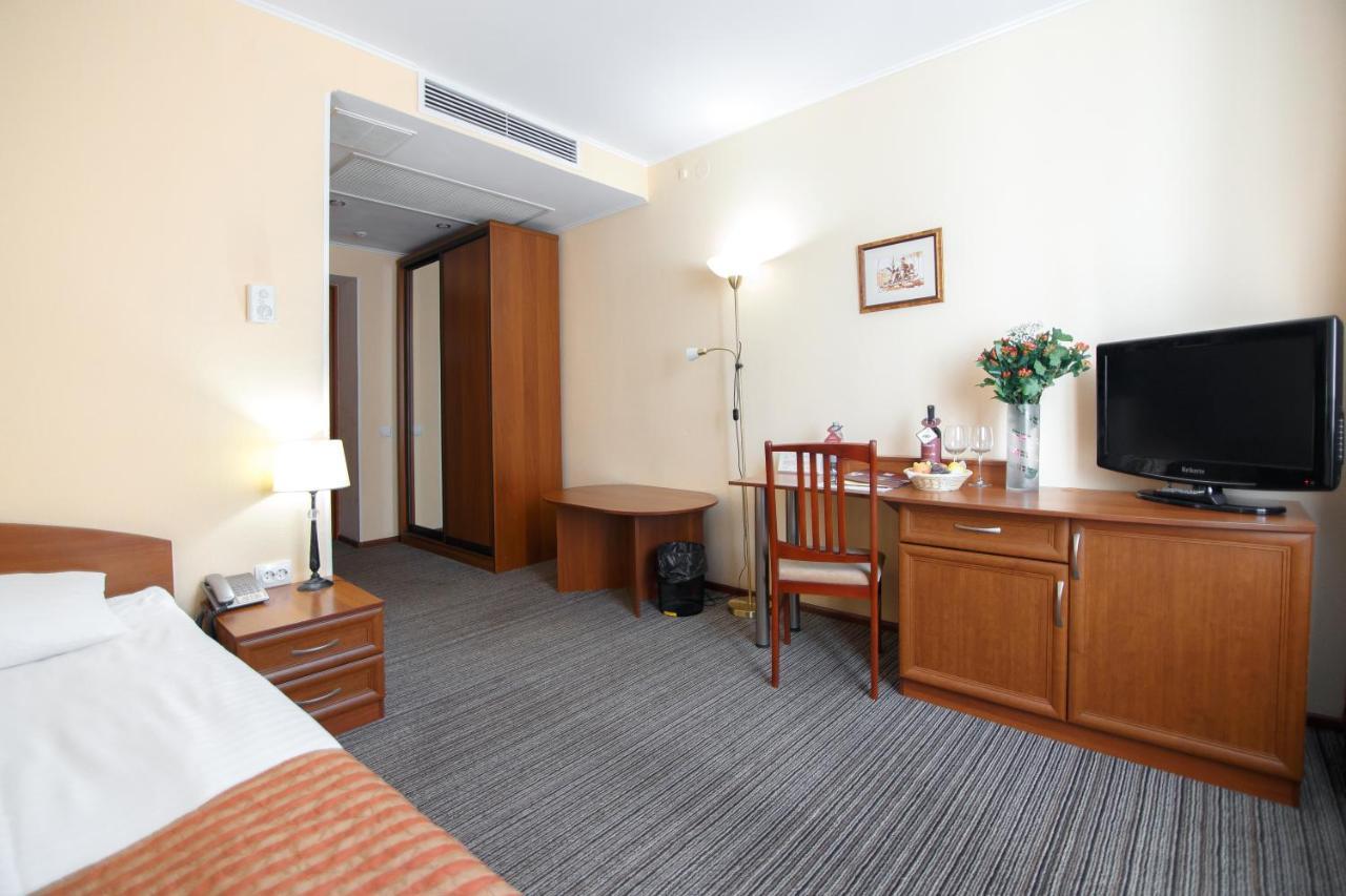 Optima Kropyvnytskyi Hotel エクステリア 写真