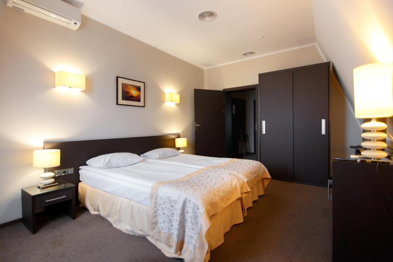 Optima Kropyvnytskyi Hotel エクステリア 写真