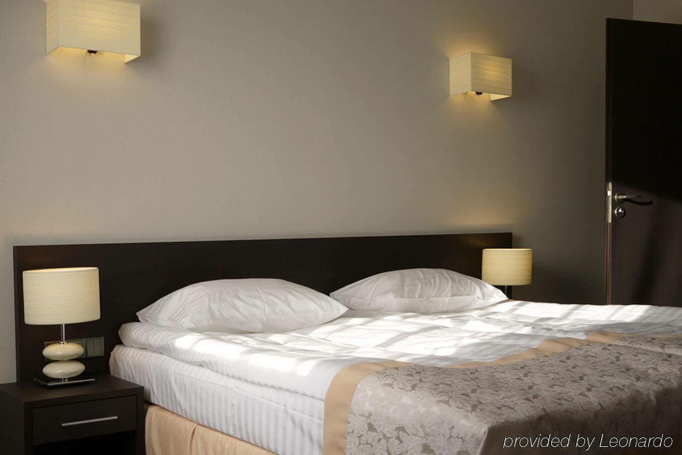 Optima Kropyvnytskyi Hotel エクステリア 写真